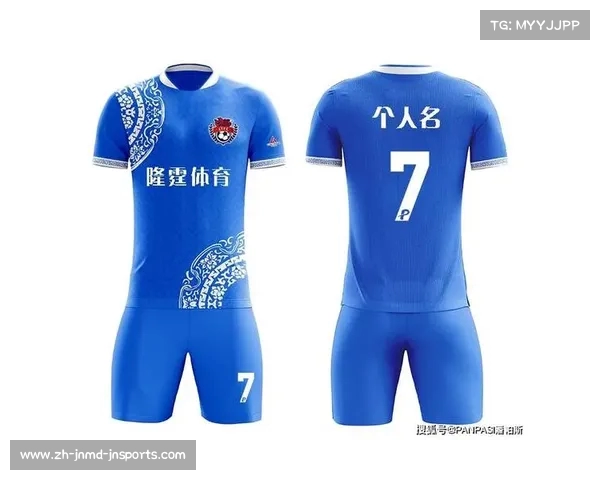 高性能足球比赛服装材料如何应对复杂比赛环境挑战 高性能足球比赛服装材料如何应对复杂比赛环境挑战