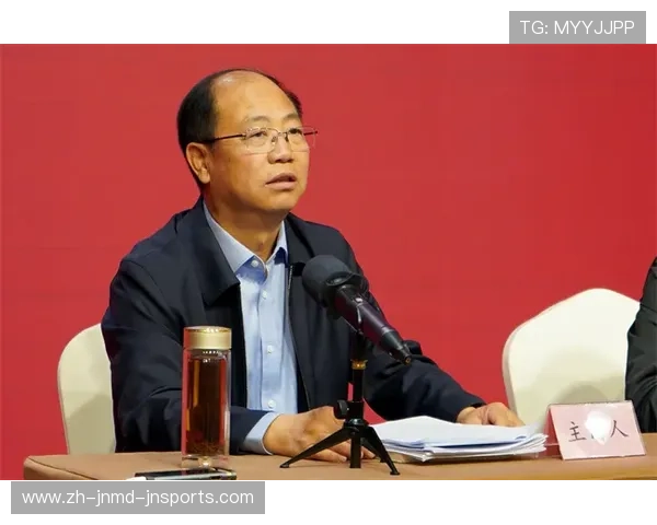 足球训练中的传球精度与场地意识